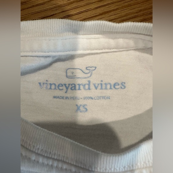 🩷 VineYard Vines Long Sleeve 🩷 - Picture 4 of 6